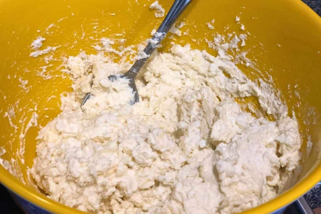 Cheese mixture to garnish the lasagna soup