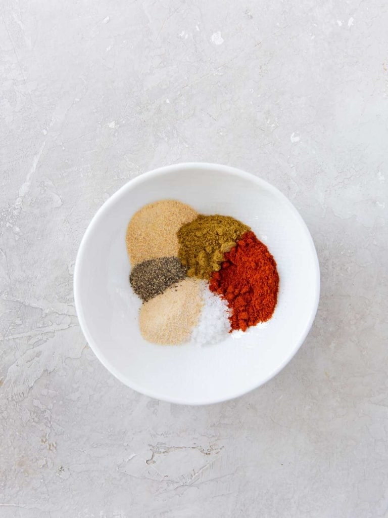 Spice blend for Instant pot baby back ribs, including salt, pepper, garlic powder, onion powder, paprika and cumin